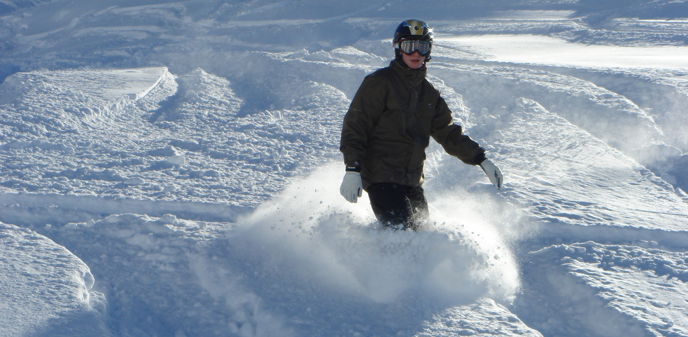 Snowboarder