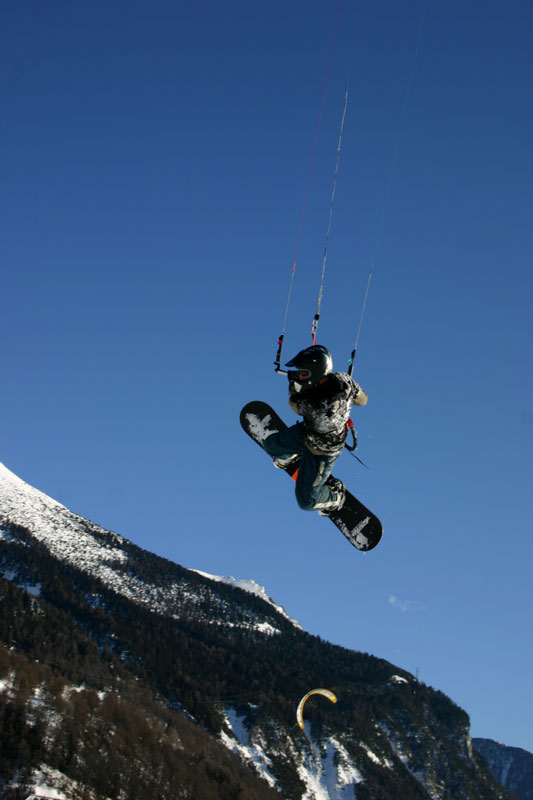 Snowkite Time