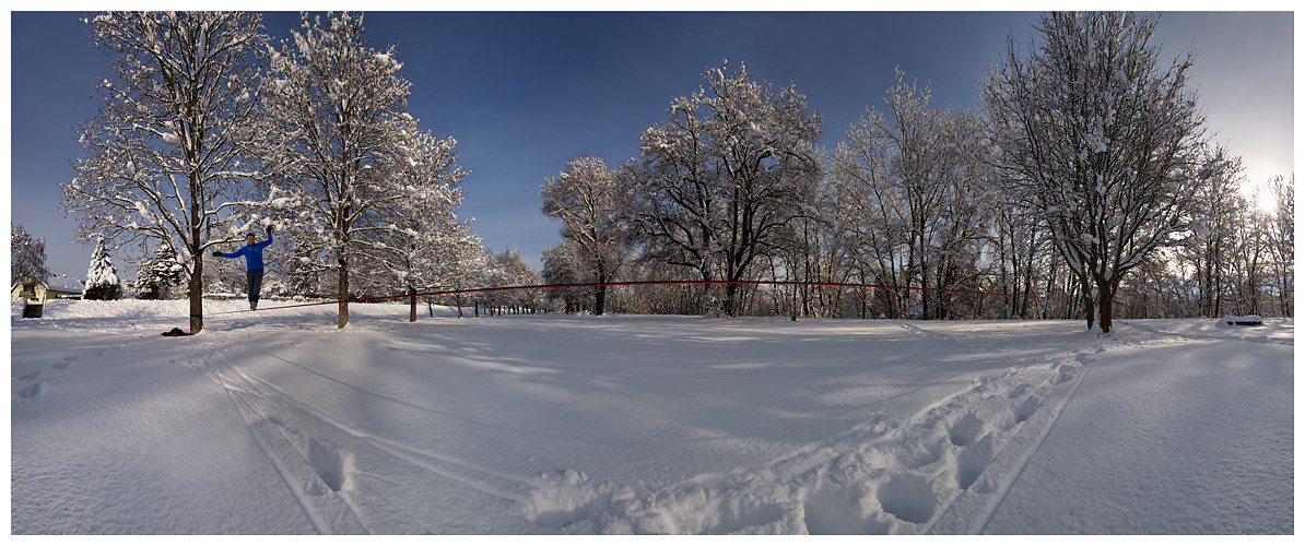 * SNOWLINE *