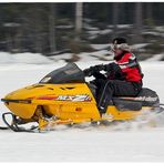 Snowmobile Ski-Doo MXZ Cross-Country