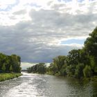 so düster der himmel ist - so glänzend ist das wasser