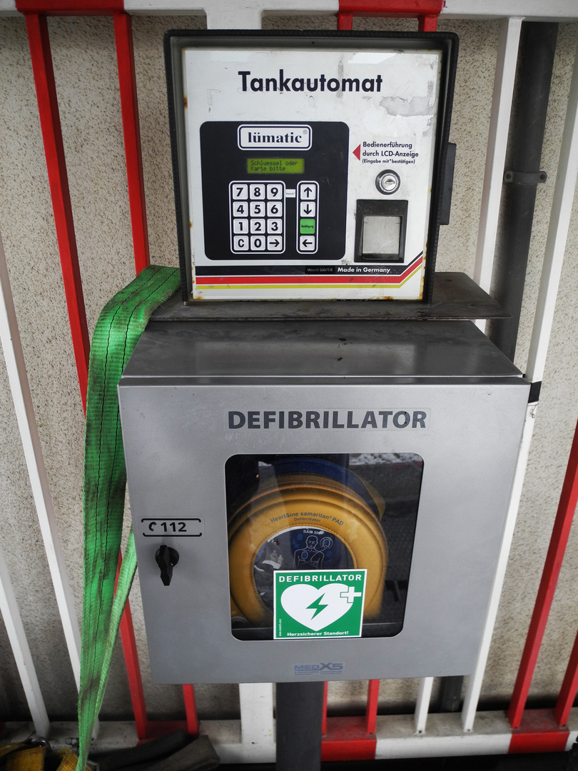 So ein Defibrilator...