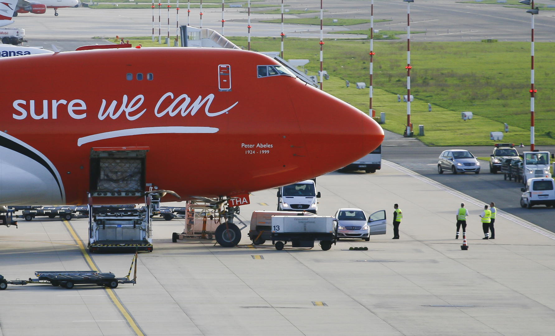 So ein Jumbo ist schon was feines ;-) (TNT Boeing 747-4HA(ER/F))