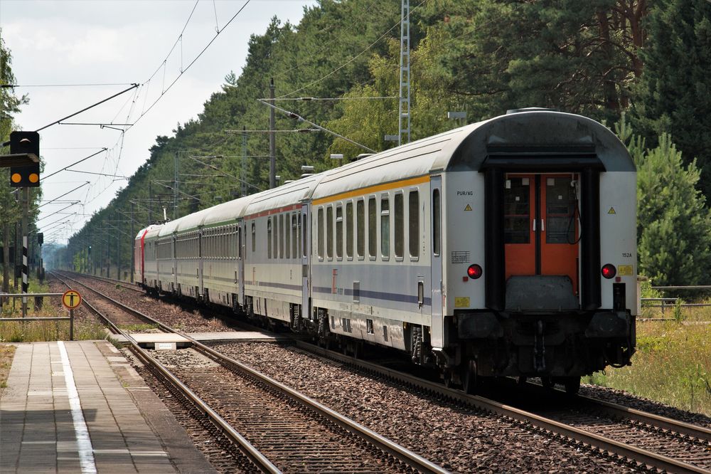 So einem Zug... Foto & Bild eisenbahn, verkehr