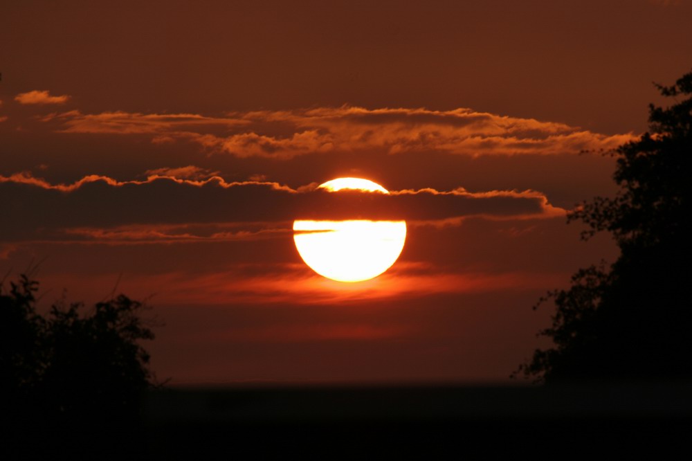 So geht nach einem Ostwind Tag die Sonne unter!