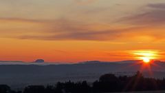 So ist die Sonne vor 2 Stunden über der Sächsischen Schweiz aufgegangen...