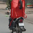 So kann man auch transportieren! Hanoi Vietnam 31.12.2008