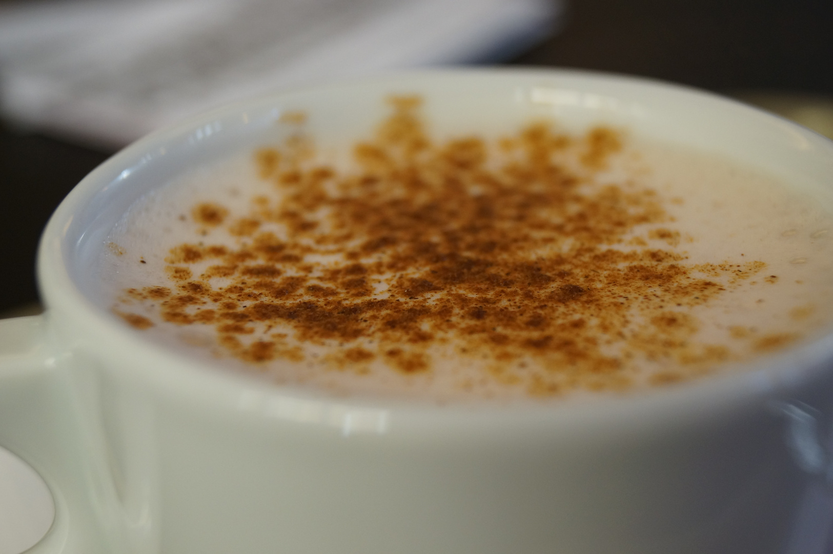 So muss ein Chai Tea Latte schmecken... mit Zimt bestäubt