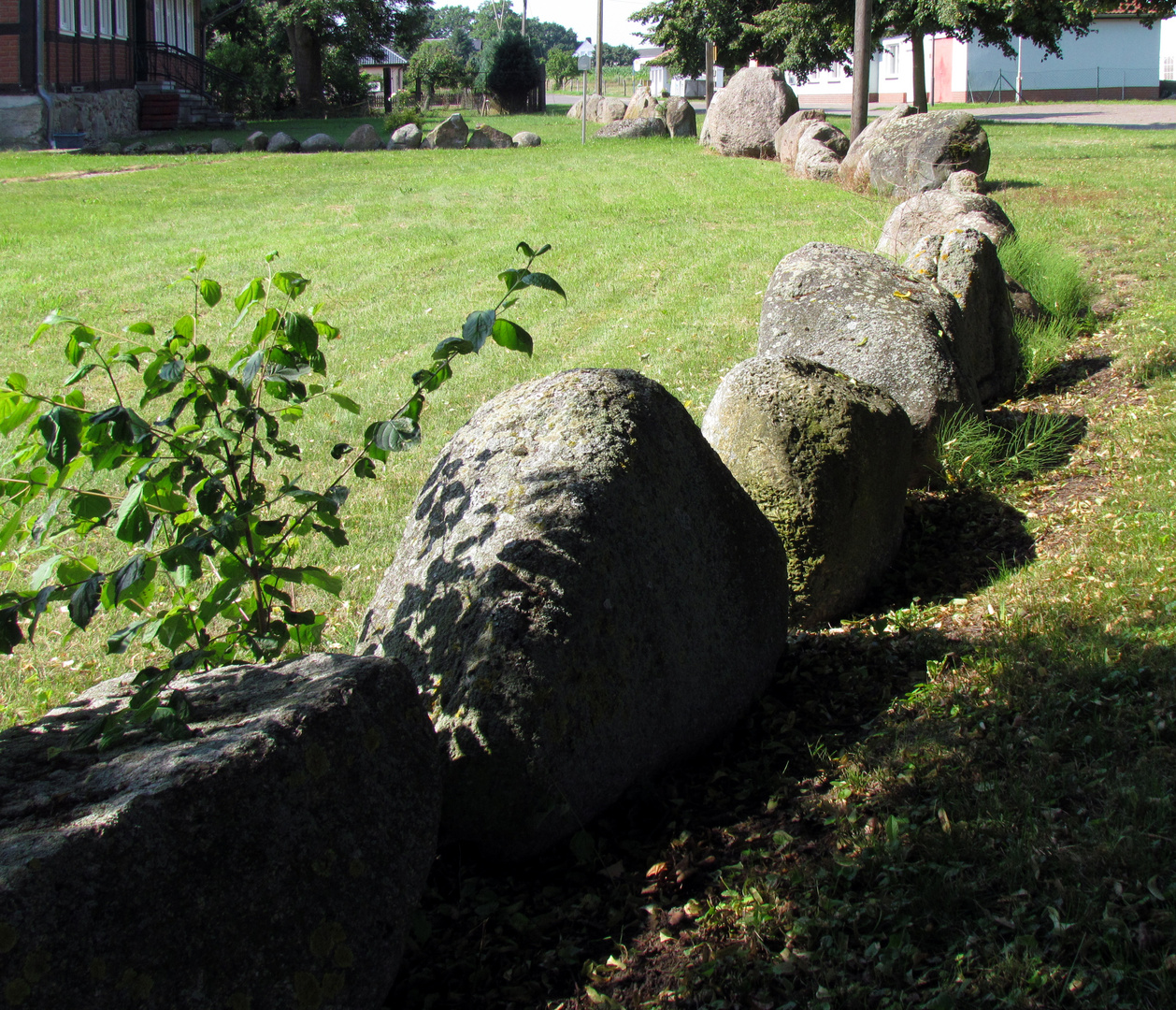 So naturnah kann man seinen Garten einzäunen Foto &amp; Bild