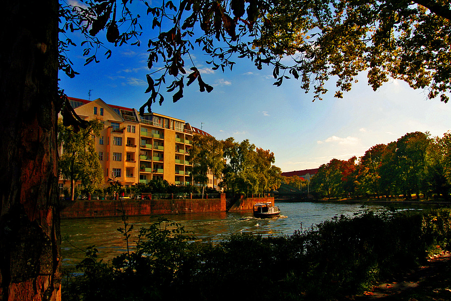 so nun zeige ich als ehmaliger spandauer die stadt berlin