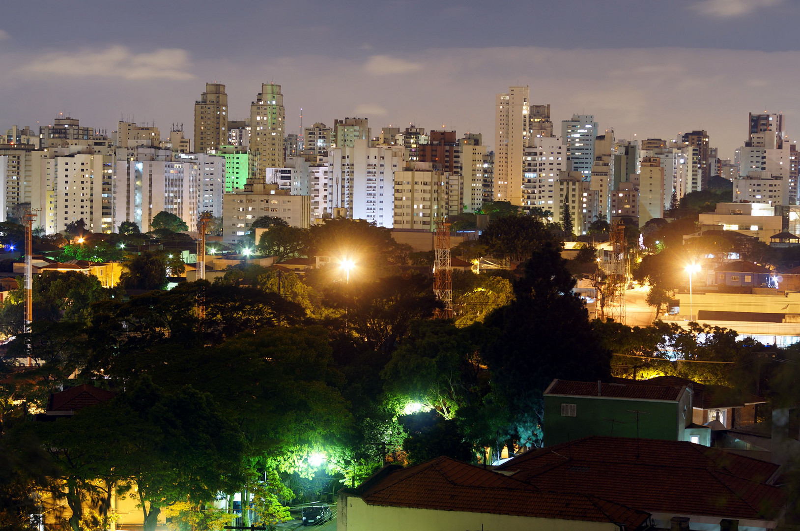 São Paulo - residential buildings at night