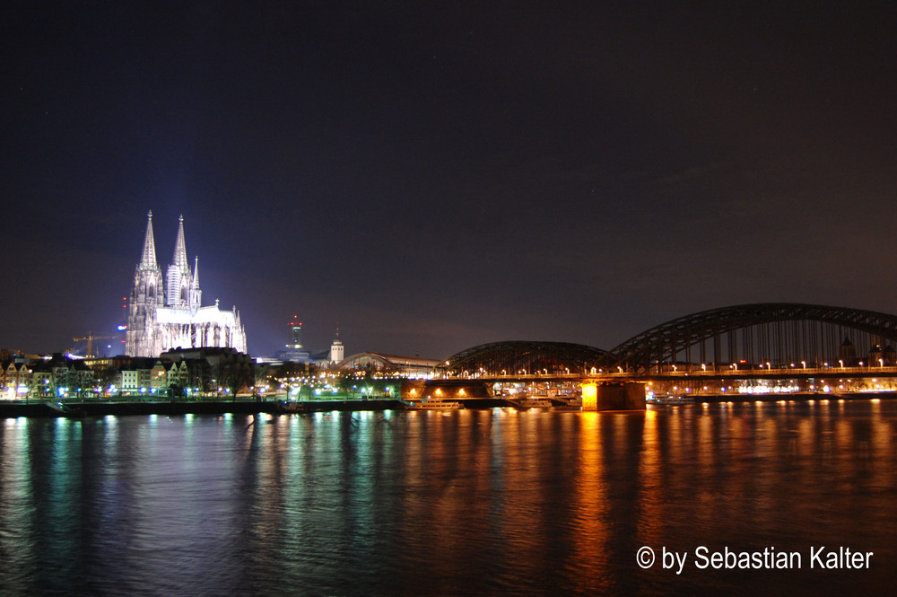 So schön ist Köln bei Nacht