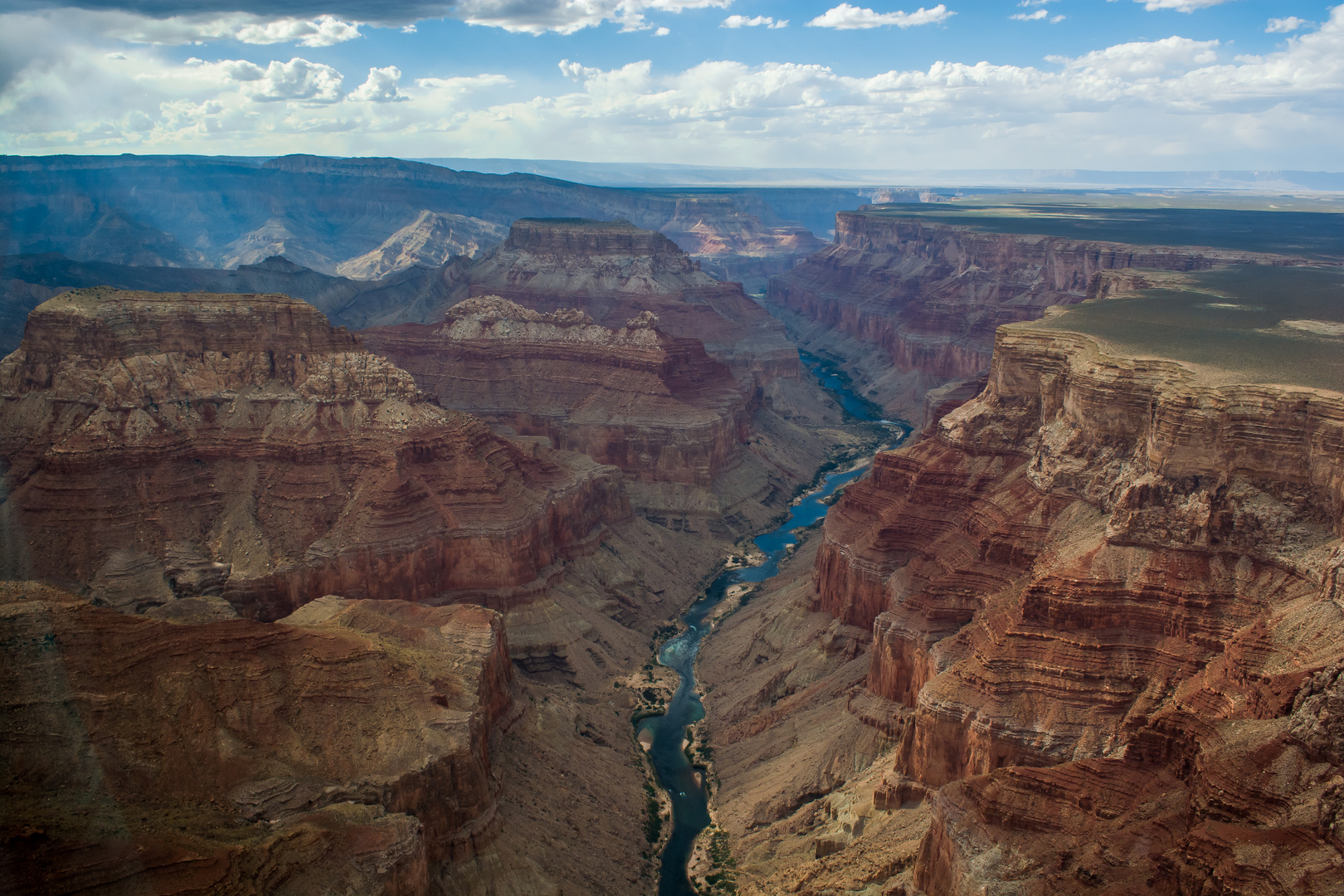 So schön kann fliegen sein....   Grand Canyon - Juni 2014