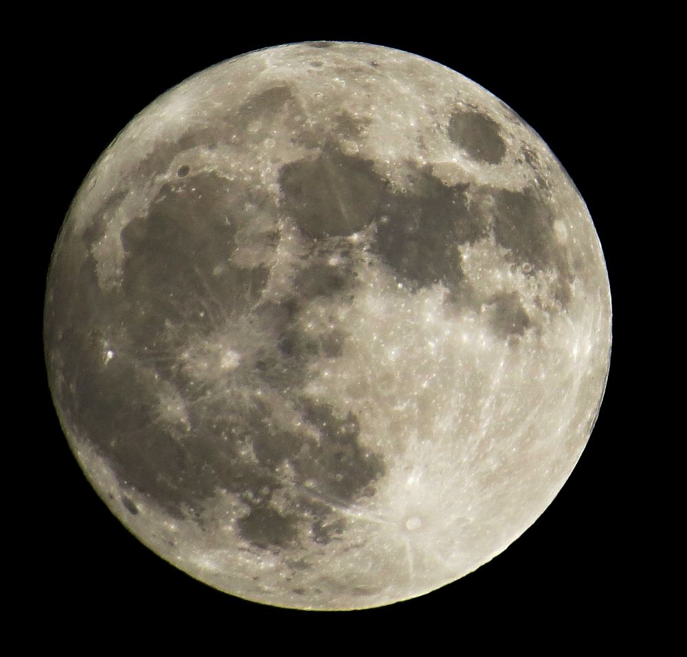 So sieht der Mond heute bei