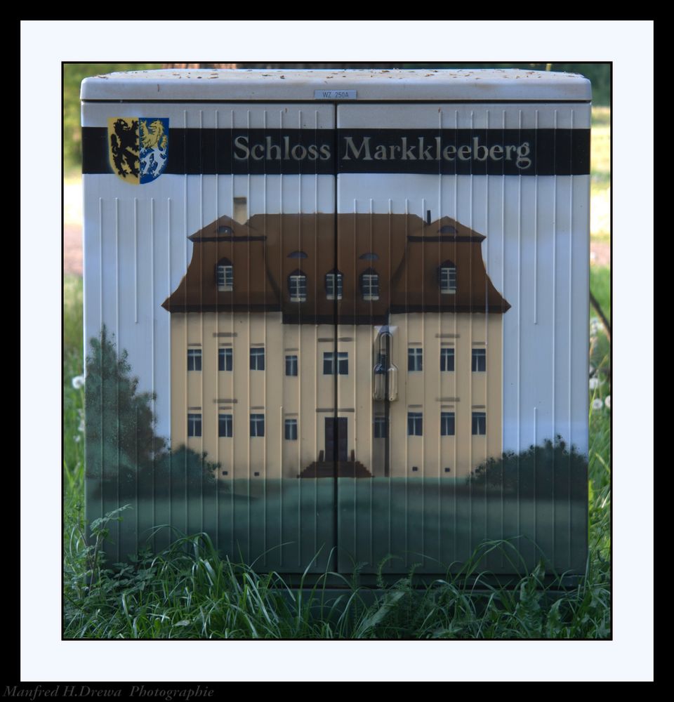 So sieht Schloß Markkleeberg von aussen.........