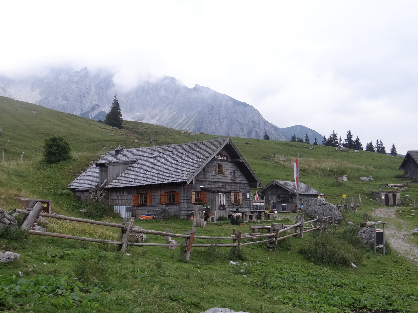 so stell ich mir eine Hütte in den Bergen vor...