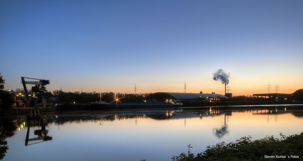 So wacht der Ruhrpott auf... Foto &amp; Bild | industrie und technik ...