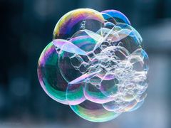 Soap Bubble Crush