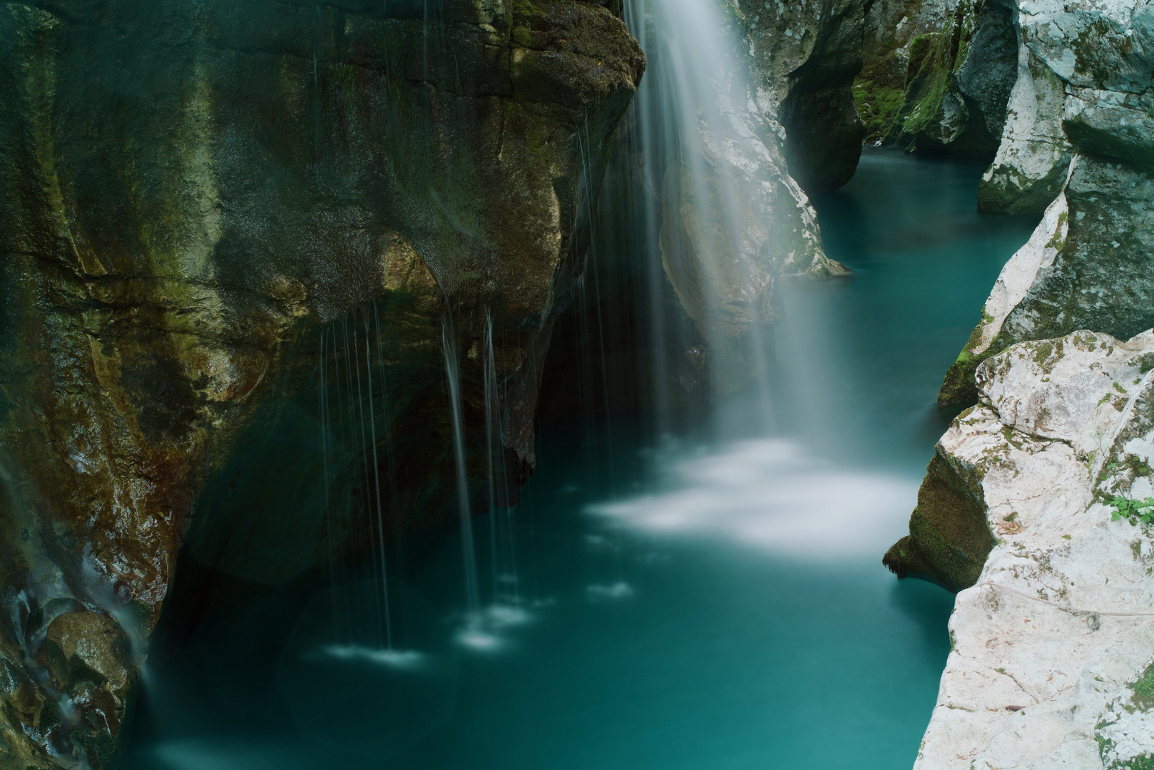 Soca, Slovenien Foto & Bild | landschaft, wasserfälle ...