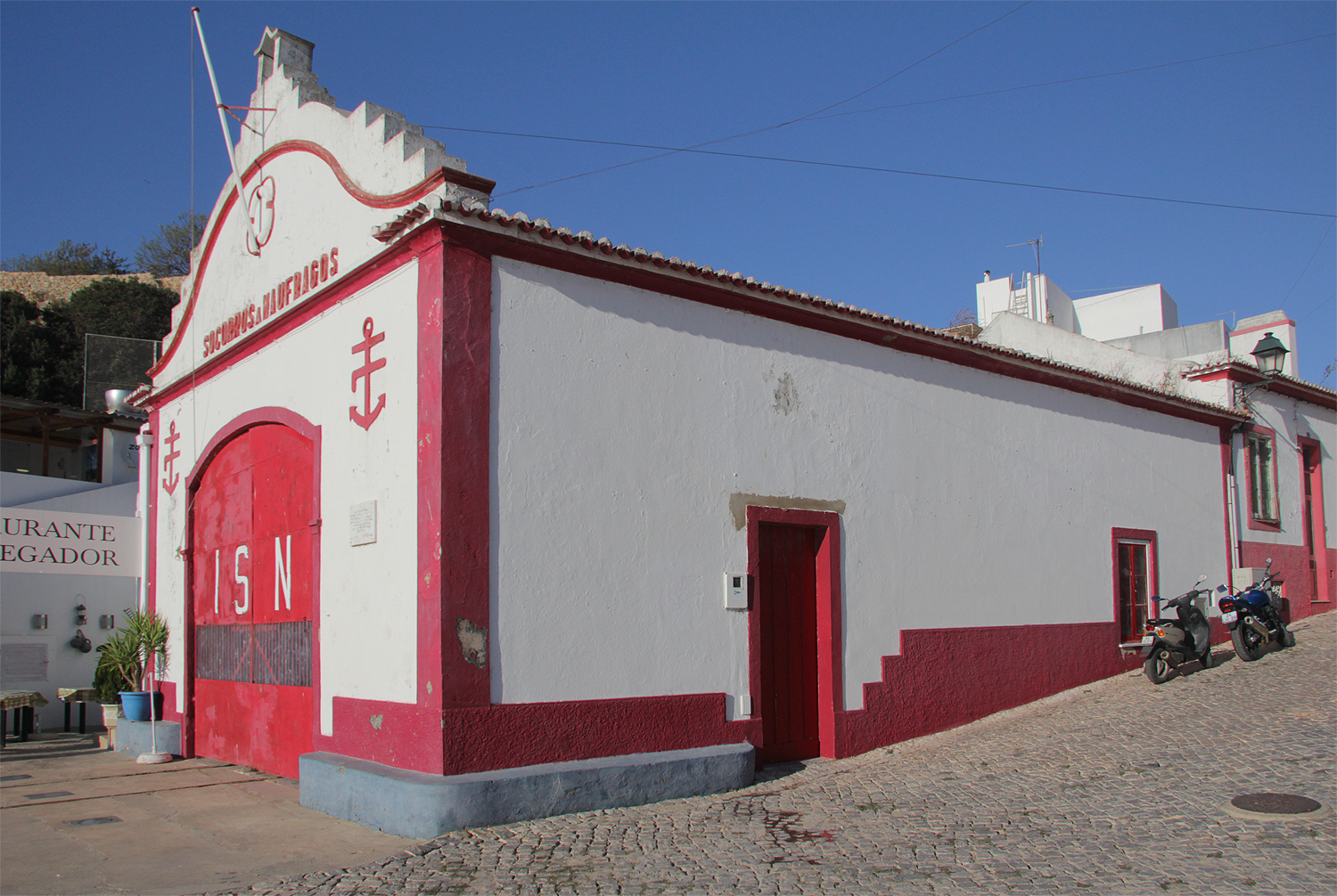 "Socorros a Naufraugos del Mar"