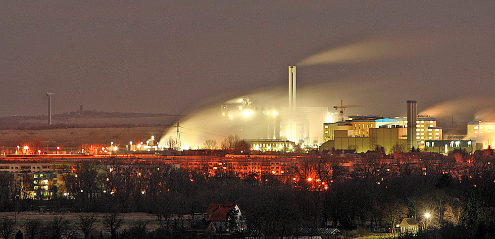 Sodawerk bei Nacht