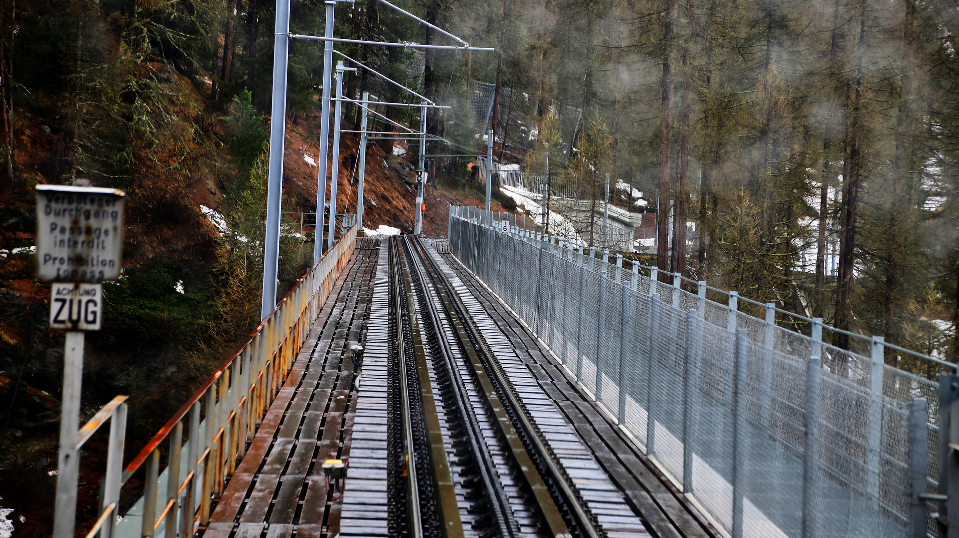 Soeben wurde die schon mehrfach erwähnte Findelbrücke überquert