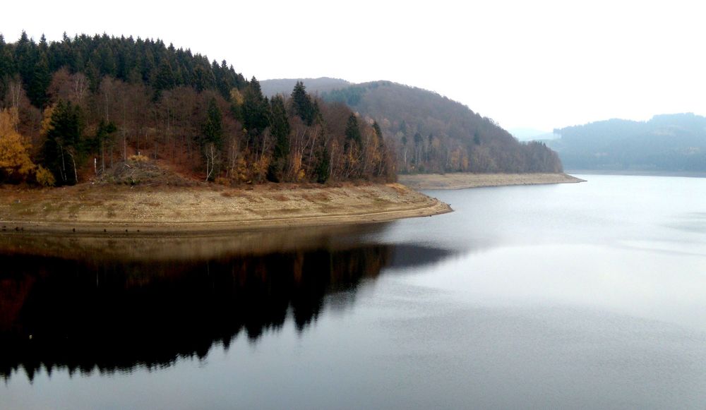 Sösetalsperre oberhalb von Osterode / Harz