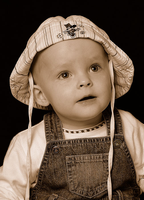 Sofie with hat.