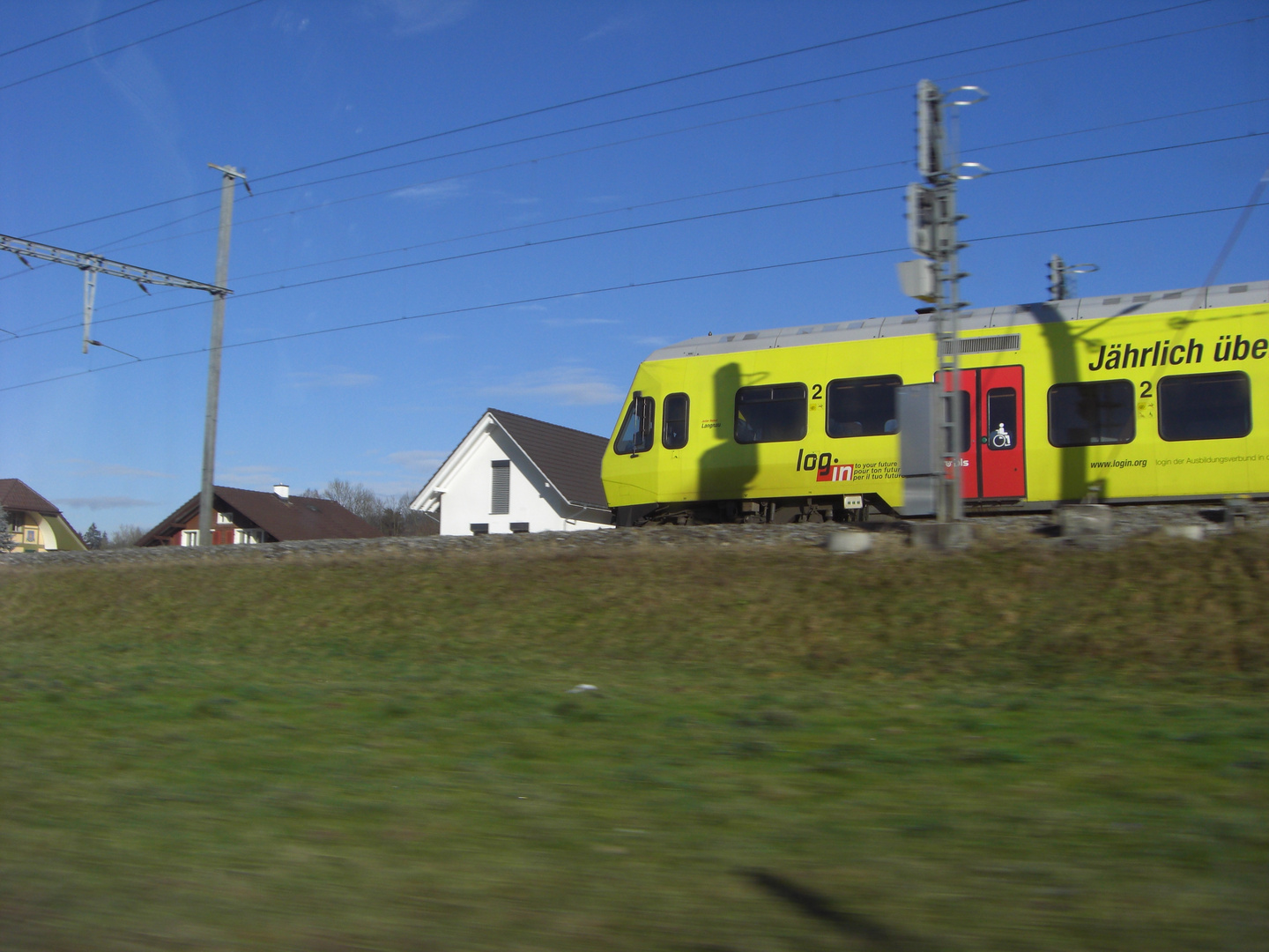 ..Sogar in der Schweiz gibt es Züge..