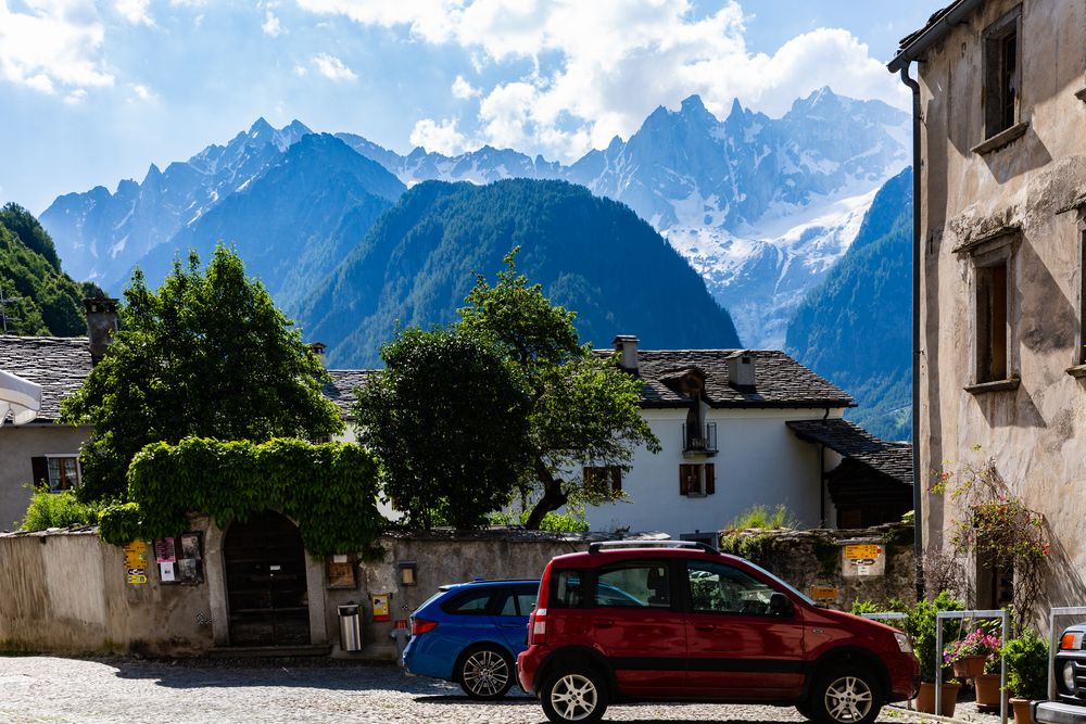 Soglio und die Kletterberge der Bondasca