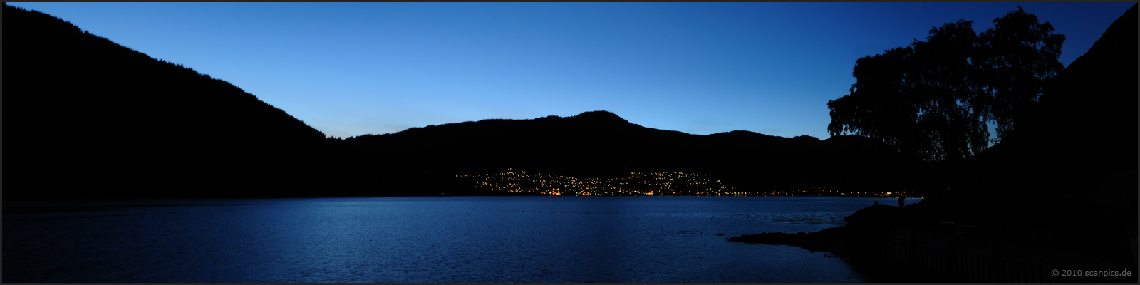 Sogndal by night