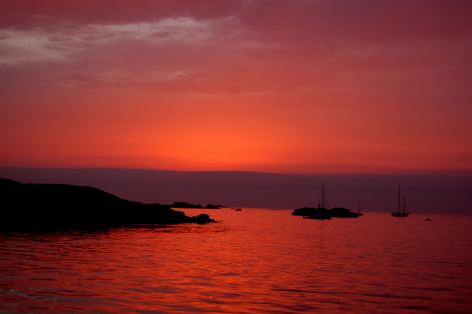 soir d'orage au mouillage de la Pie (iles des Glénan)