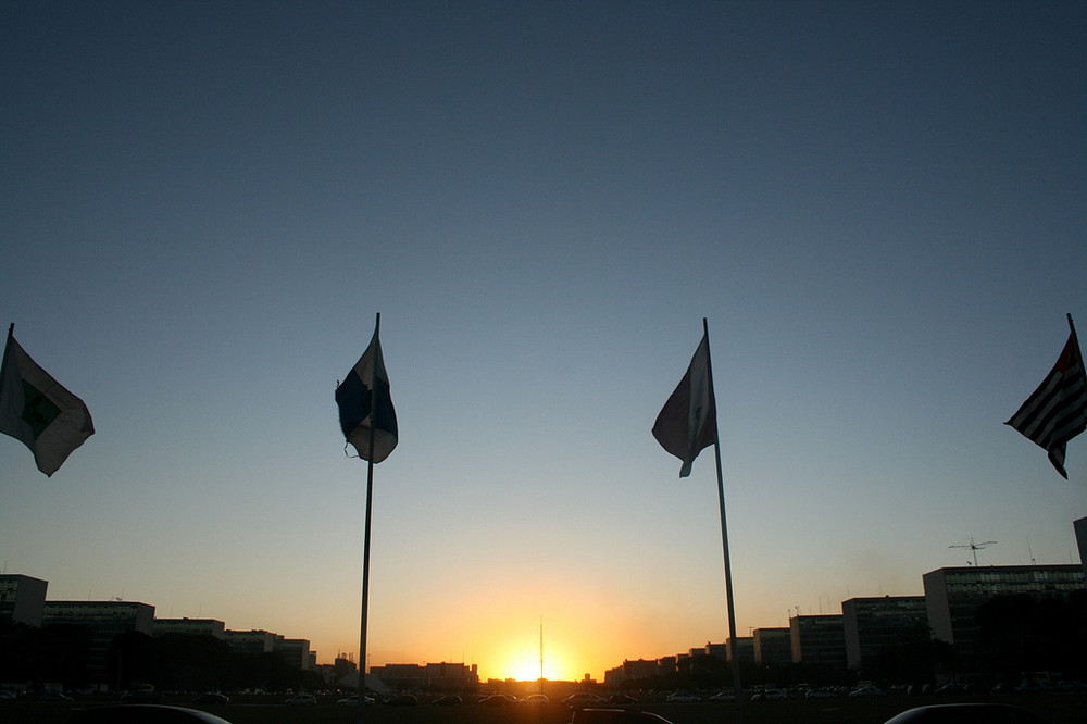 Sol no cerrado no Distrito Federal, Brasília - DF