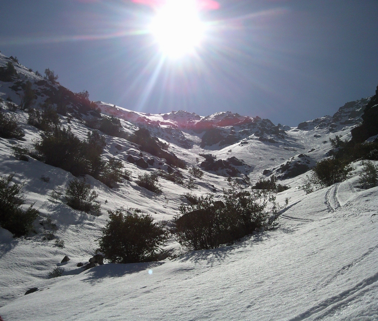 sol y nieve