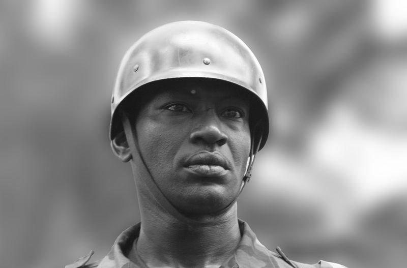 Soldat an Militärparade in Suriname