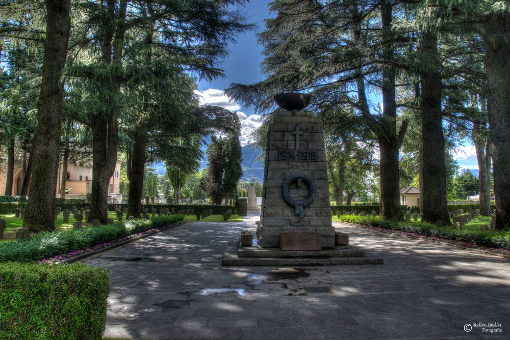 Soldatenfriedhof Meran Südtirol