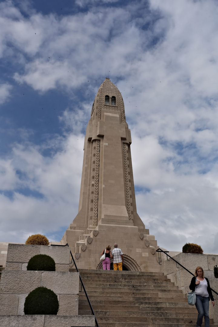 soldatengedenkstätte bei verdun