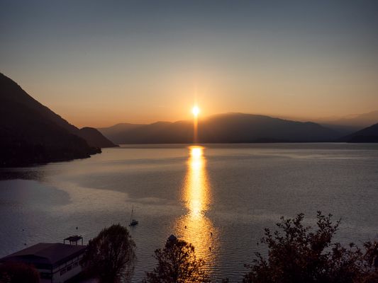 Sole calante dalla rocca
