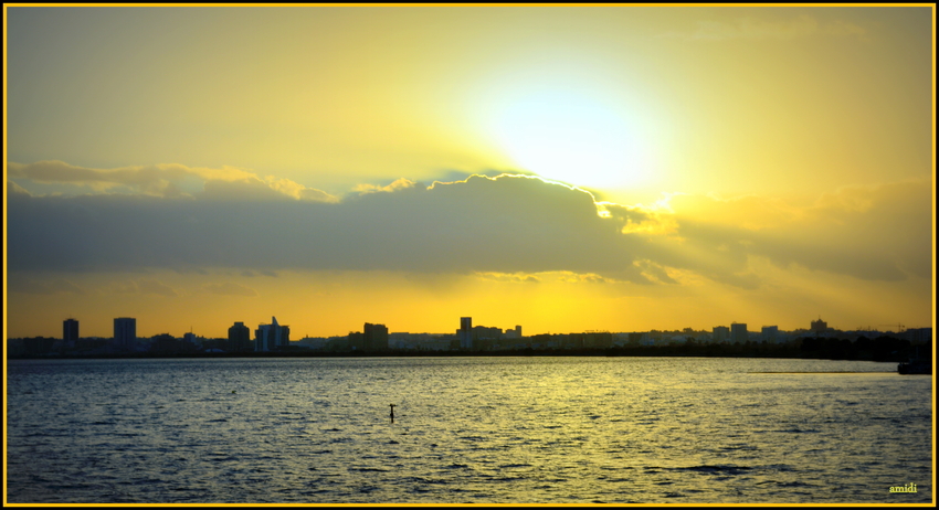 soleil  caché sur le lac