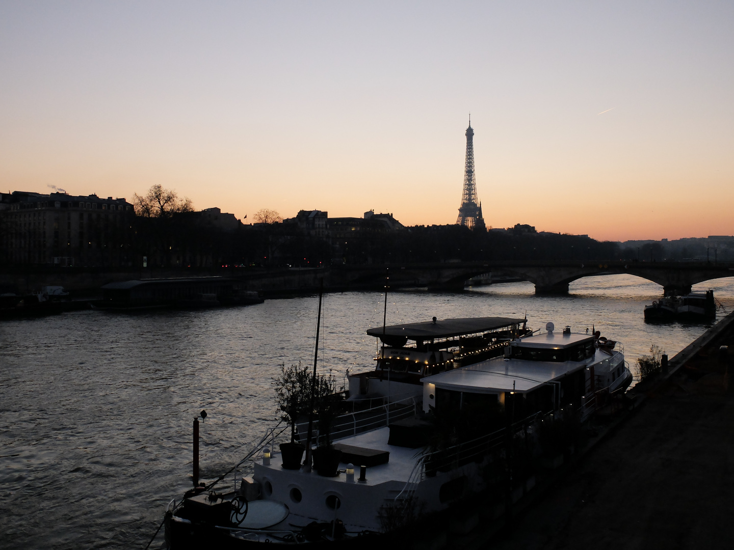 Soleil couchant à Paris