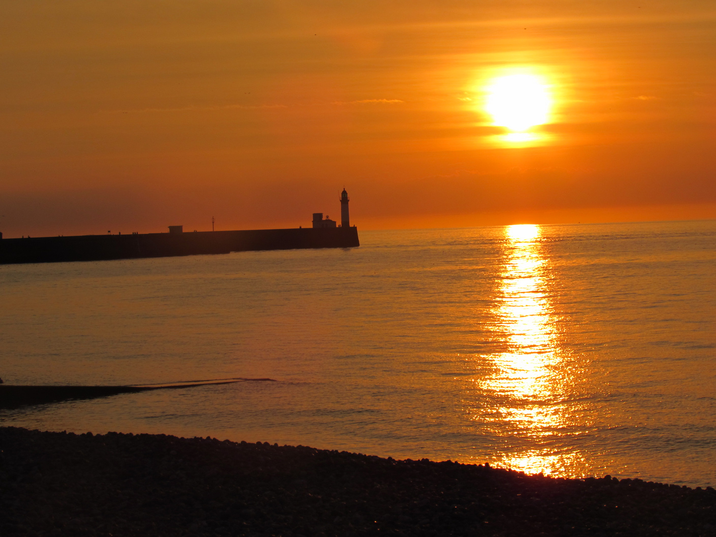 ..Soleil couchant au Tréport (76)..