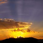 Soleil couchant sur le mont Sant-Quentin