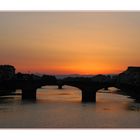 Soleil couchant sur le Ponte Vecchio Florence