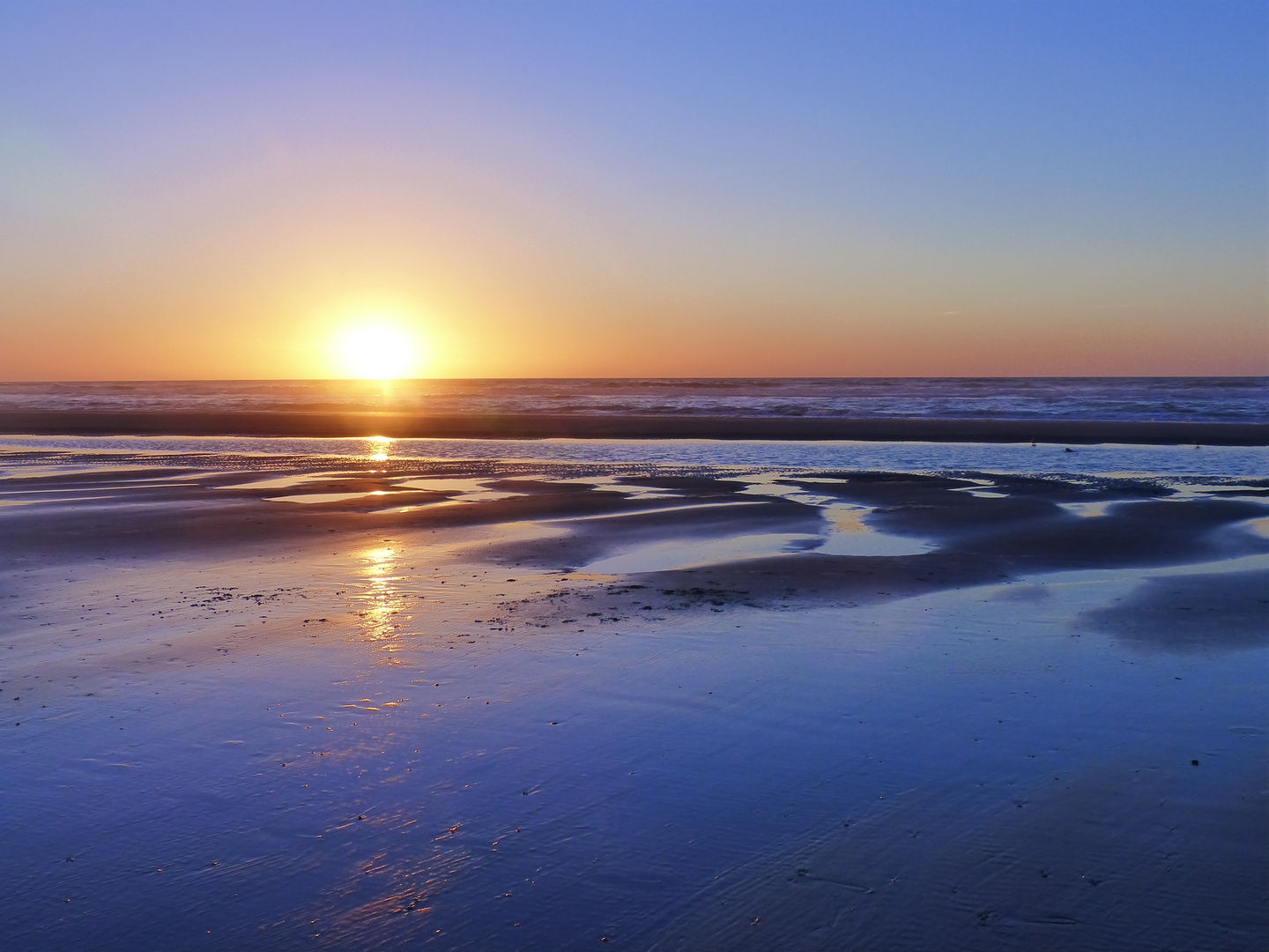 Soleil et reflets bleus