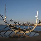 Sólfar - Sonnenfahrt: Reykjaviks Wikingerschiff-Denkmal an der Uferpromenade Reykjaviks