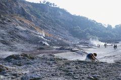 Solfatarentätigkeit im Vulkan Solfatara in Pozzuoli