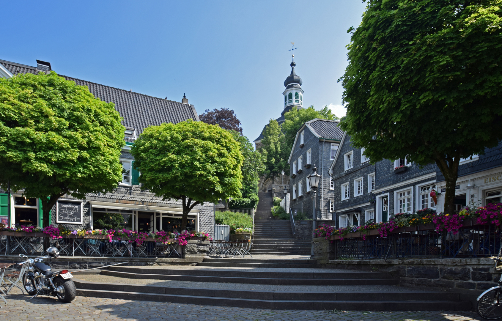 Solingen burg schloss odenthal markus nordrhein westfalen