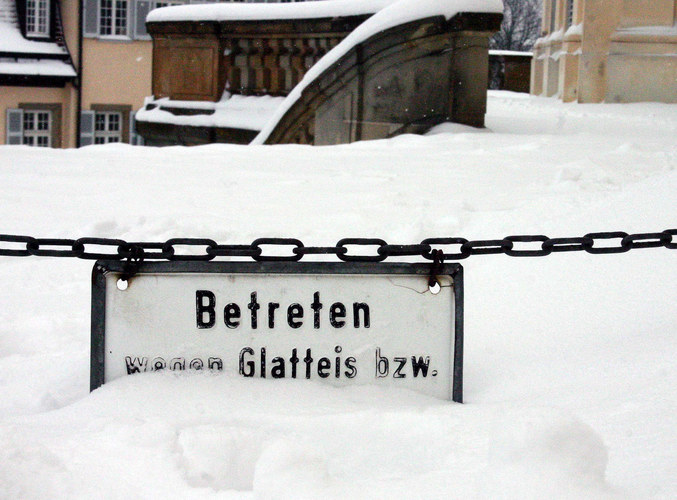 Solitude im Schnee "Betreten wegen Glatteis" - Februar 2005