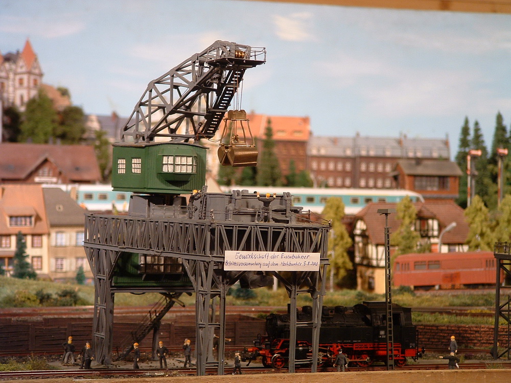 Upload, livestream, and create your own videos, all in hd. Wir Streiken - Sollen wir Streiken ? Foto & Bild | modell - eisenbahnen ...
