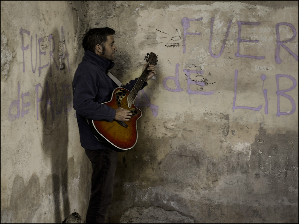 SOLO DE GUITARRA.